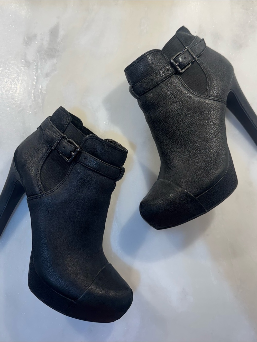 Black Gianni Bini Ankle Booties